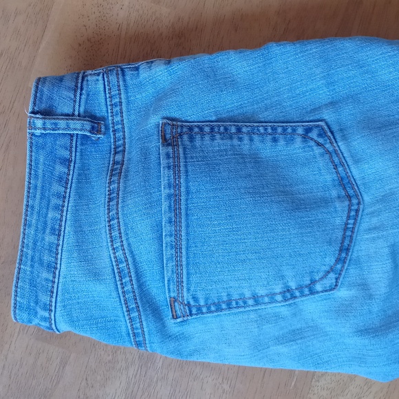 Apt 9 Cropped Jeans Size 2 - Picture 3 of 3